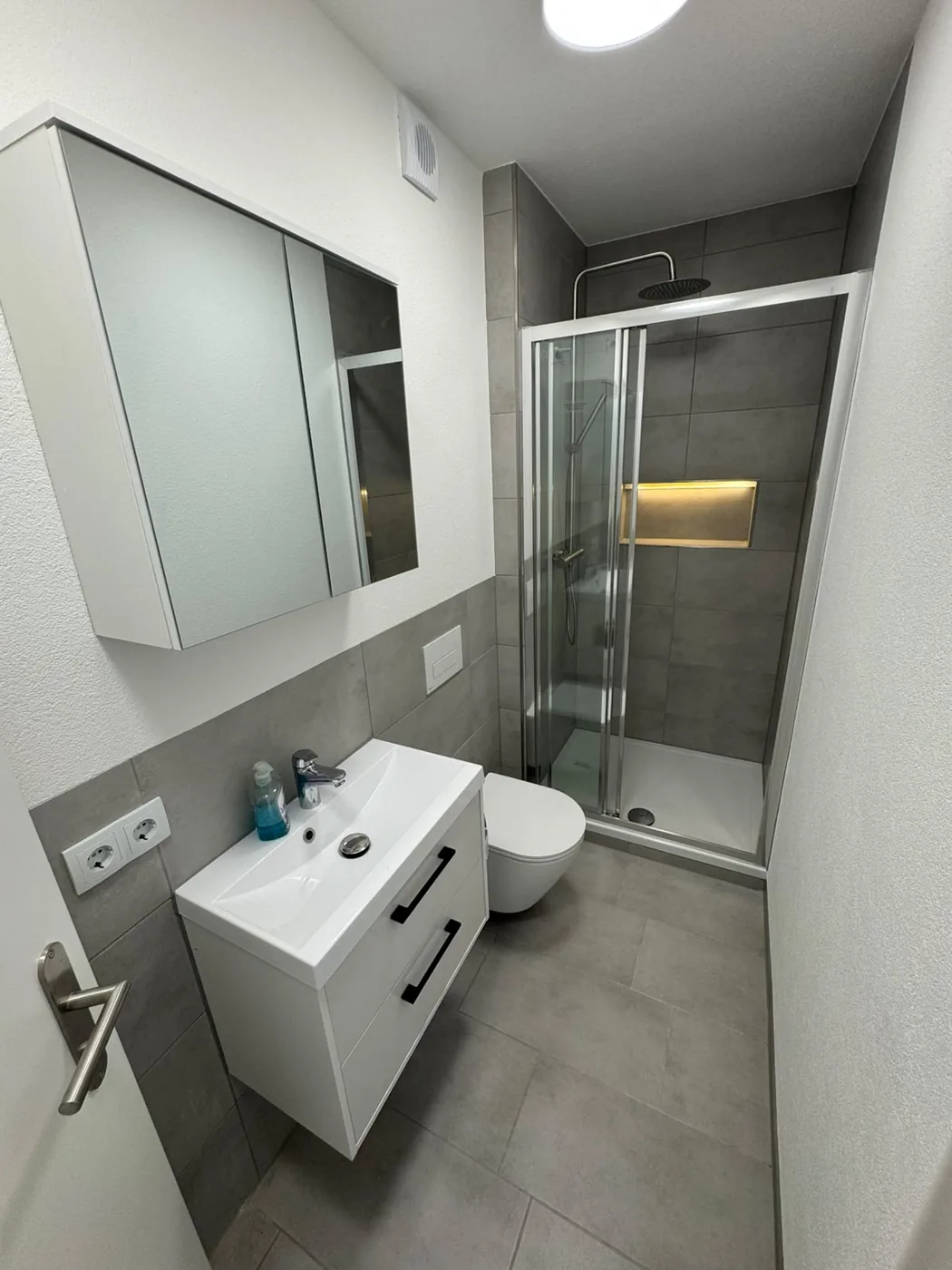 Badezimmer 1 mit Dusche